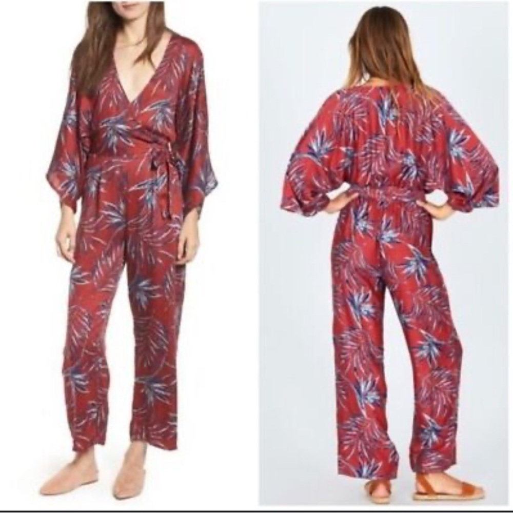 AMUSE SOCIETY Coastal Beauty Crop Jumpsuit, small